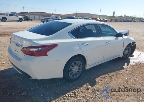 2018 Nissan Altima 2.5 S из США, поврежденный, VIN 1N4AL3AP2JC218410